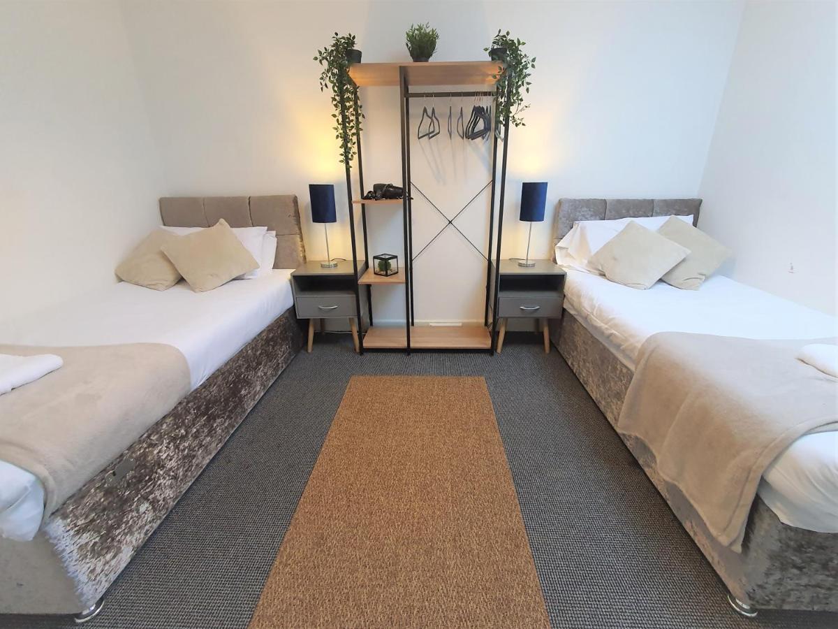 Thesiger Court Apartments - Free Private Parking - By Property Promise Cardiff Exterior foto